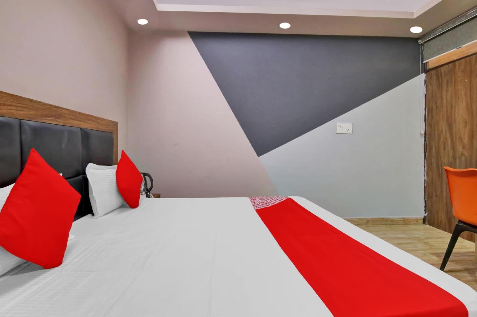 Hotel O
